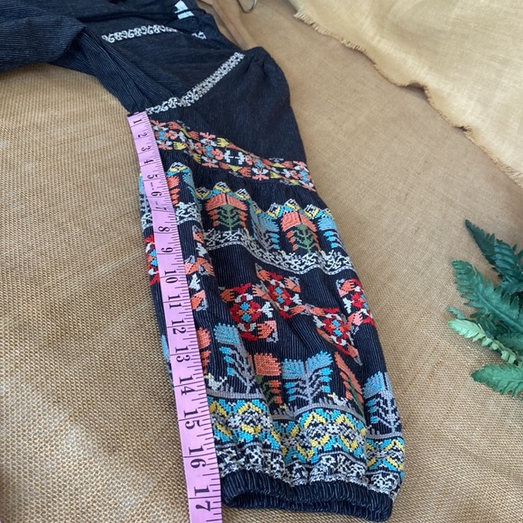 Sundance A Tale of Stories Top Women’s Size XL - Picture 13 of 16